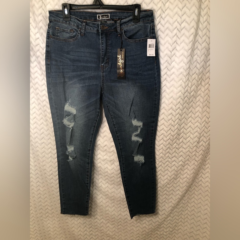 Sound girl distressed skinny jeans size 13. NWT